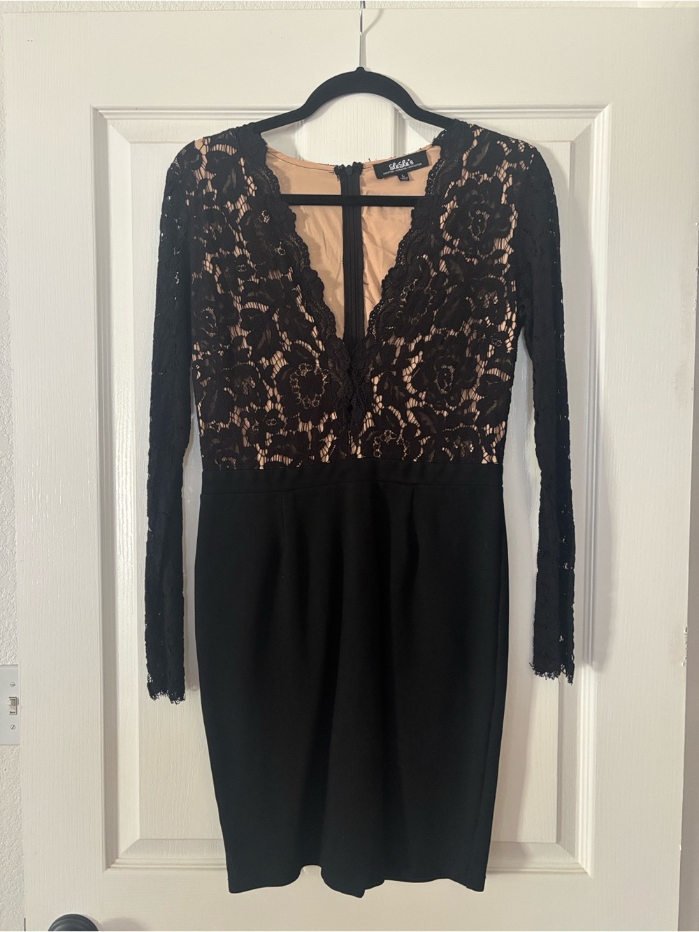Lulu's Black Lace V-Neck Long Sleeve Bodycon Dress with Nude Lining